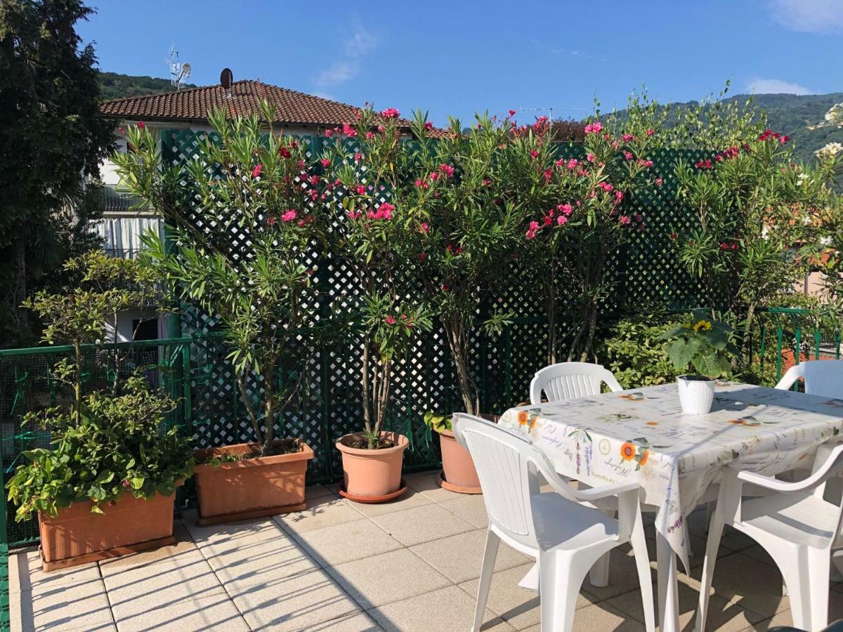 Appartamento La Terrazza degli Oleandri Stresa Esterno foto